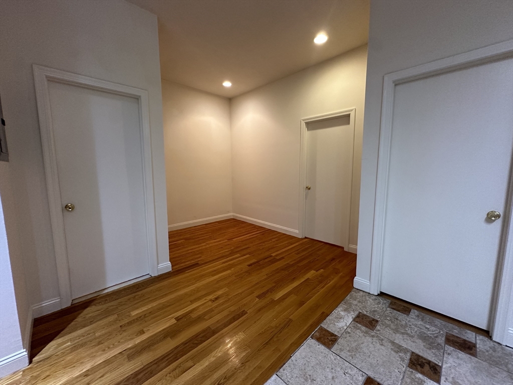 220 Broadway # 7
