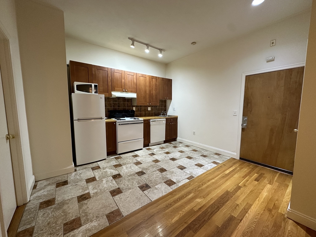 220 Broadway # 7