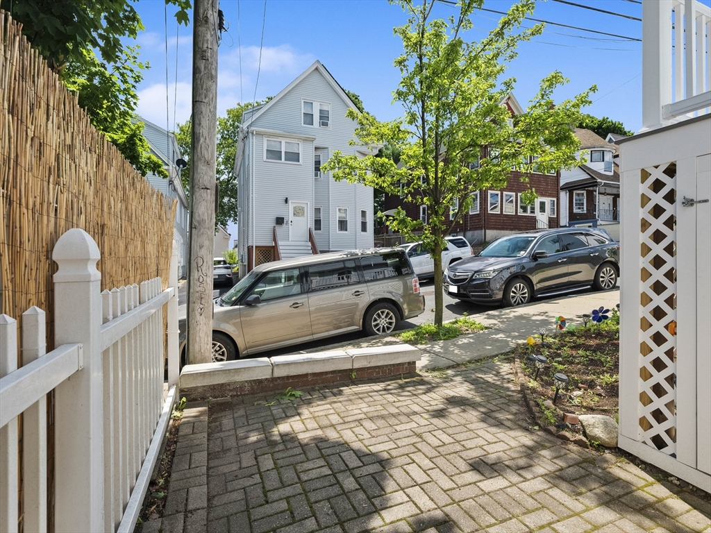 19 Hillside Ave # 19