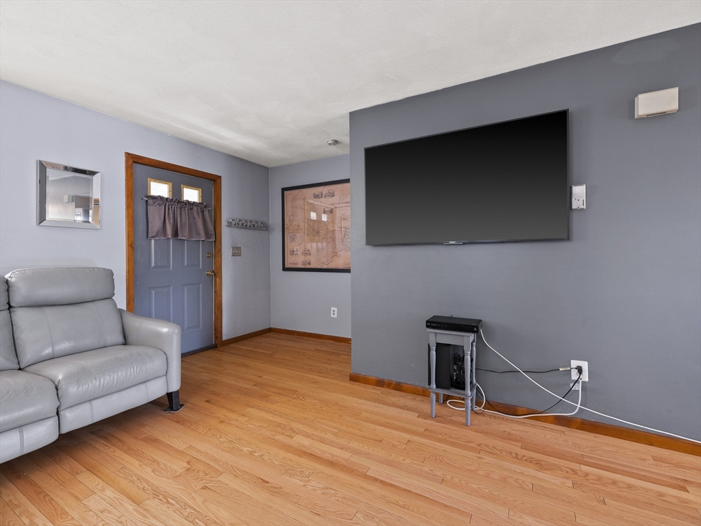 19 Hillside Ave # 19
