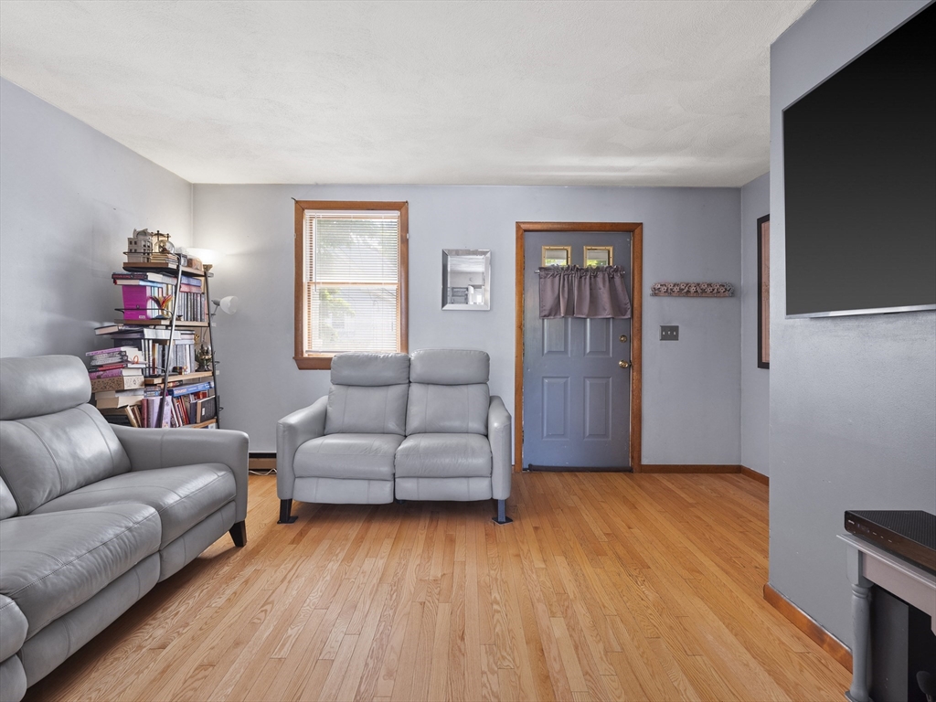 19 Hillside Ave # 19