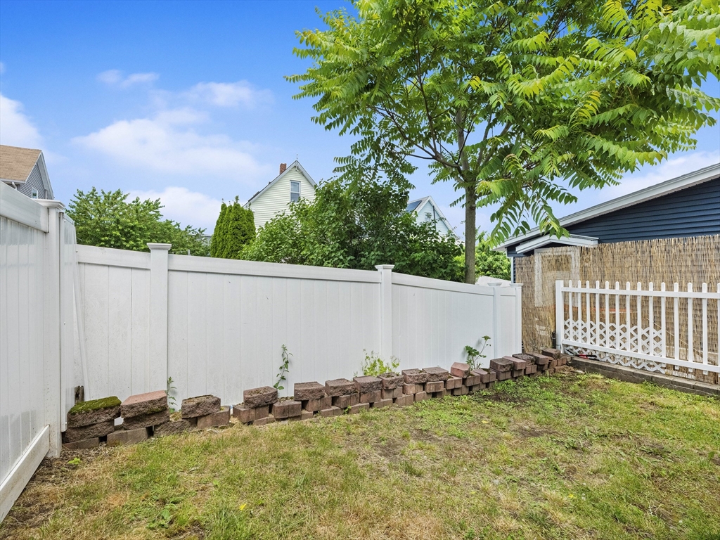 19 Hillside Ave # 19