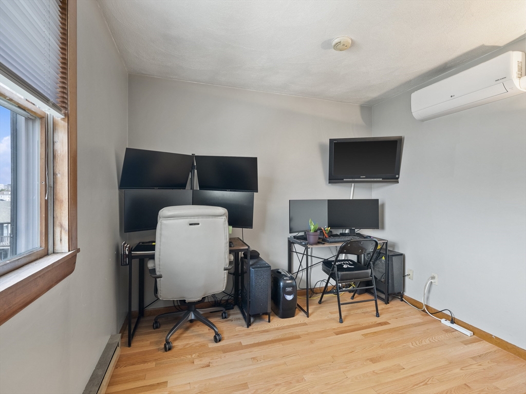 19 Hillside Ave # 19