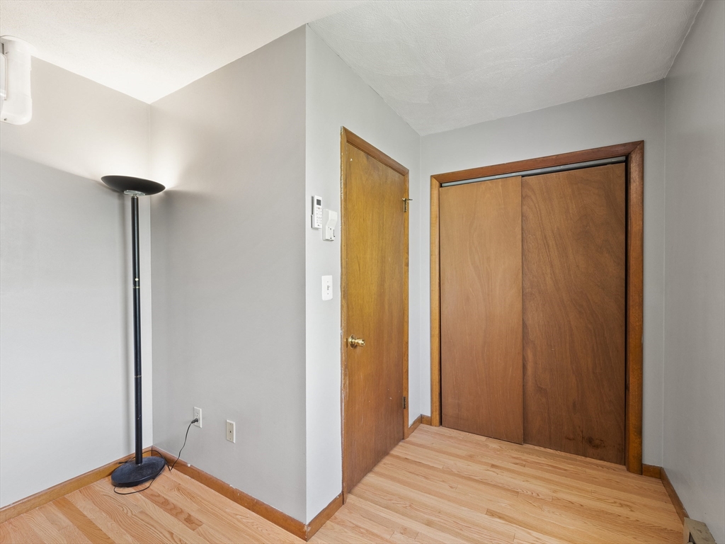 19 Hillside Ave # 19