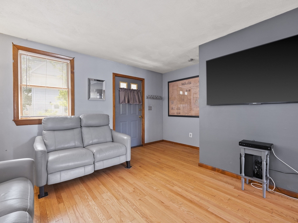 19 Hillside Ave # 19