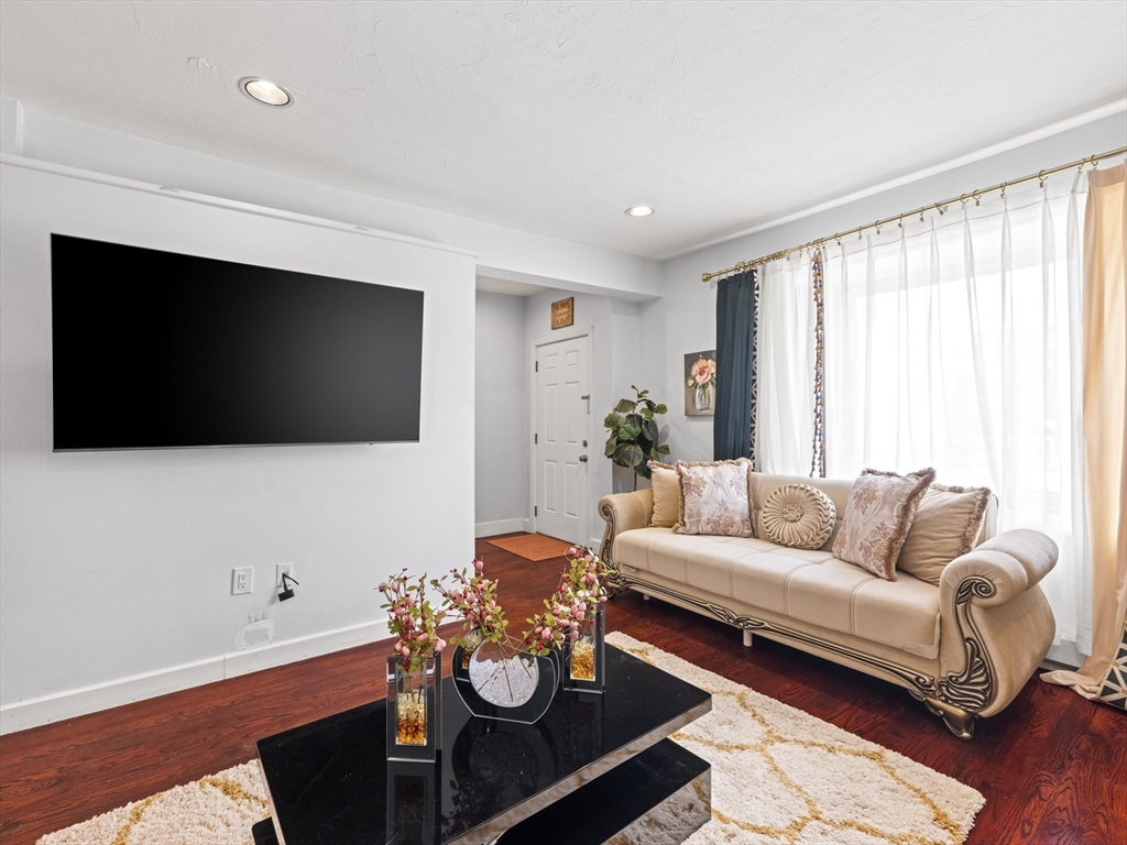 91 Blossom St # 91