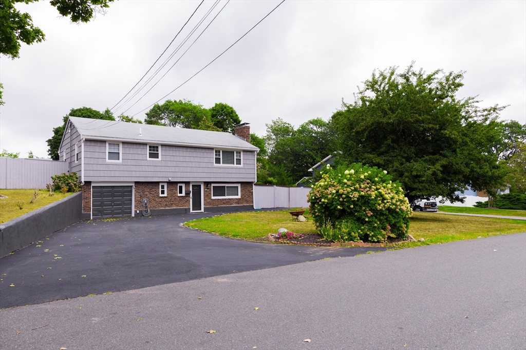 12 Madeline Ave