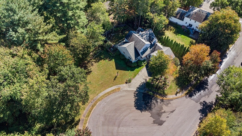 15 Silver Birch Ln