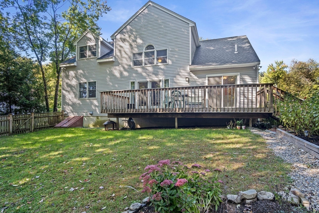 15 Silver Birch Ln