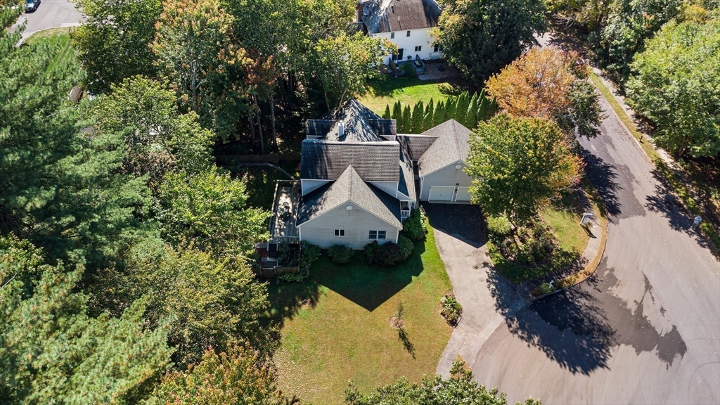 15 Silver Birch Ln