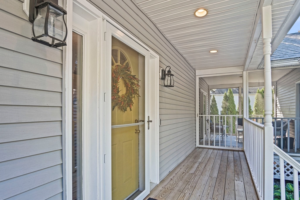 15 Silver Birch Ln