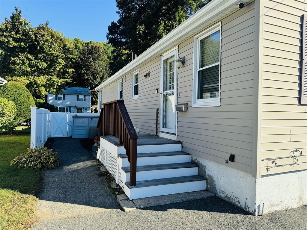 33 Bartholomew Street