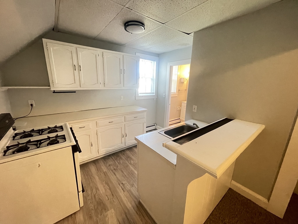 21 Essex Street # 6