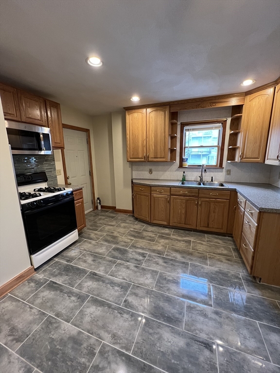 144 Orange St # 1