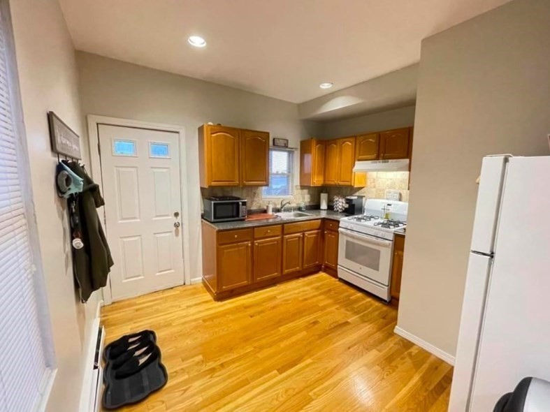 361 Crescent Ave # 2