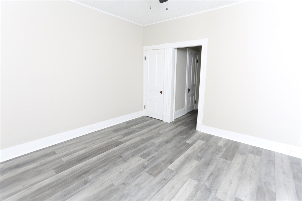 526 Pleasant St Unit: E