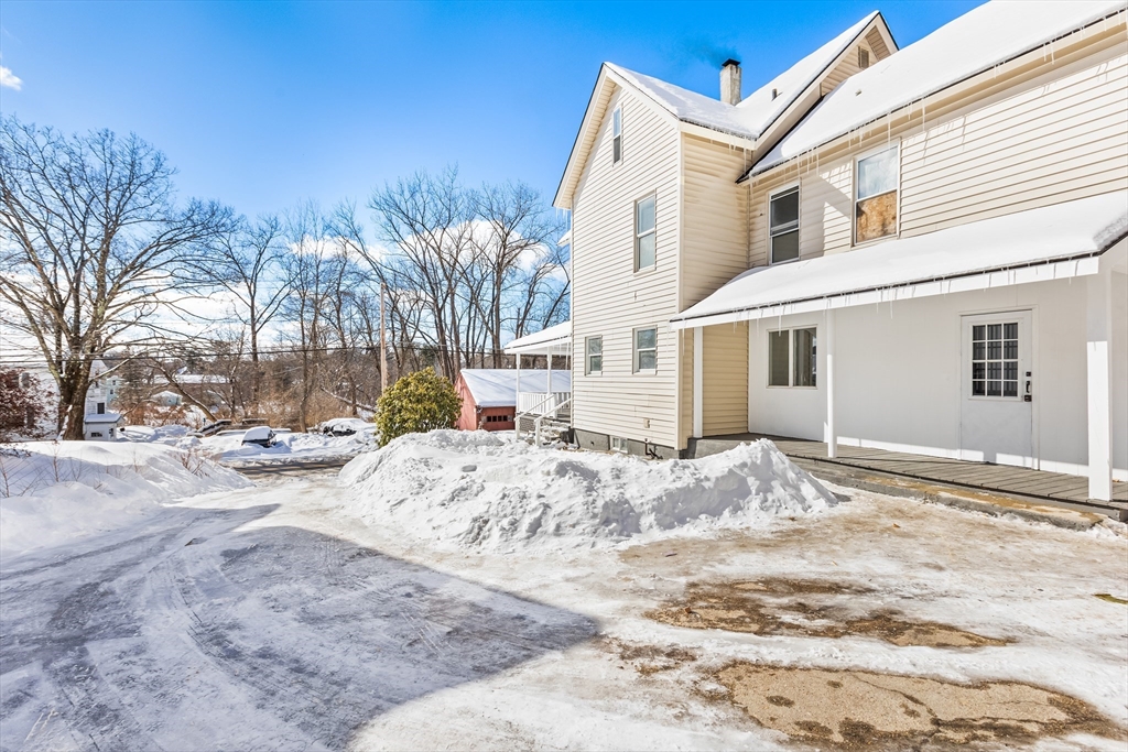 232 Pequoig Ave