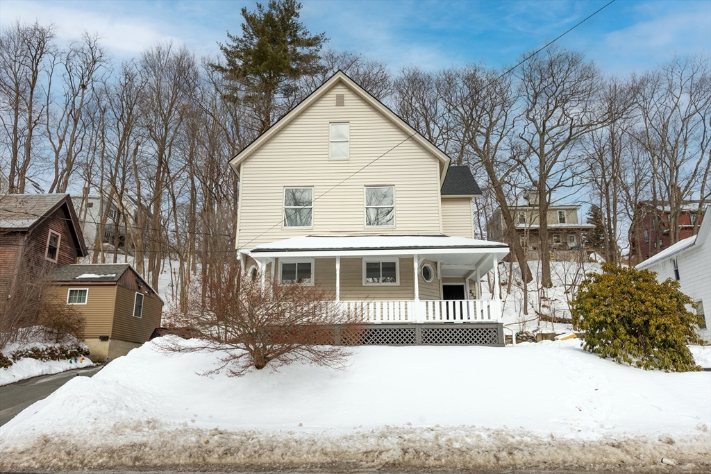 232 Pequoig Ave