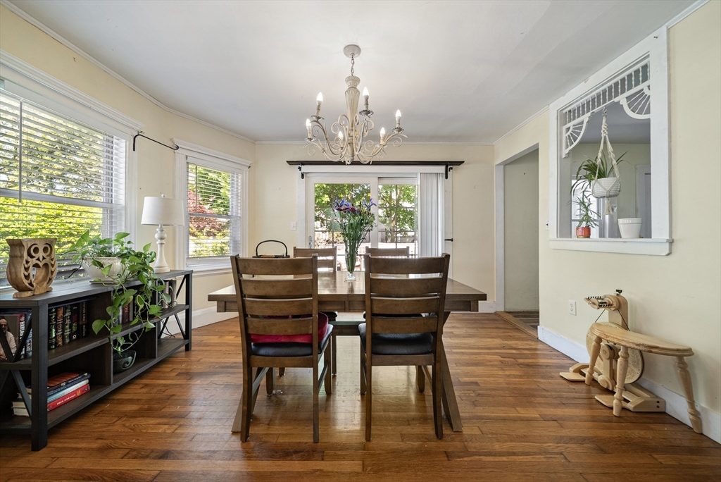 67 Conomo Ave