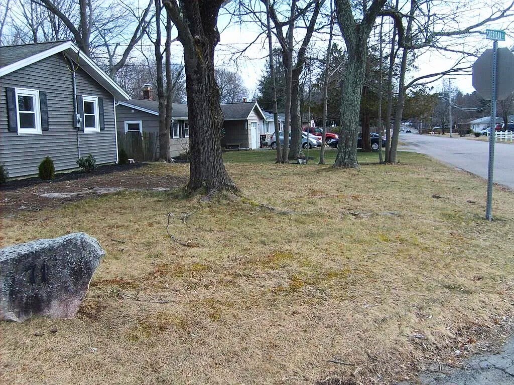 71 Kathleen Rd