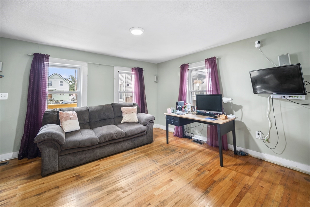 20 Murray St