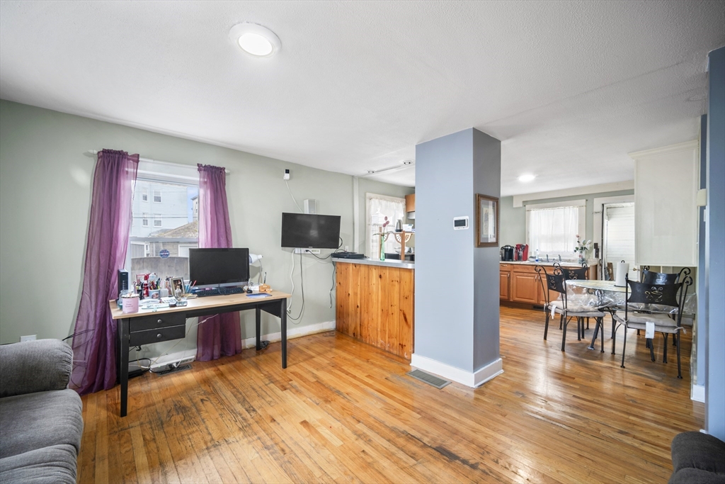 20 Murray St