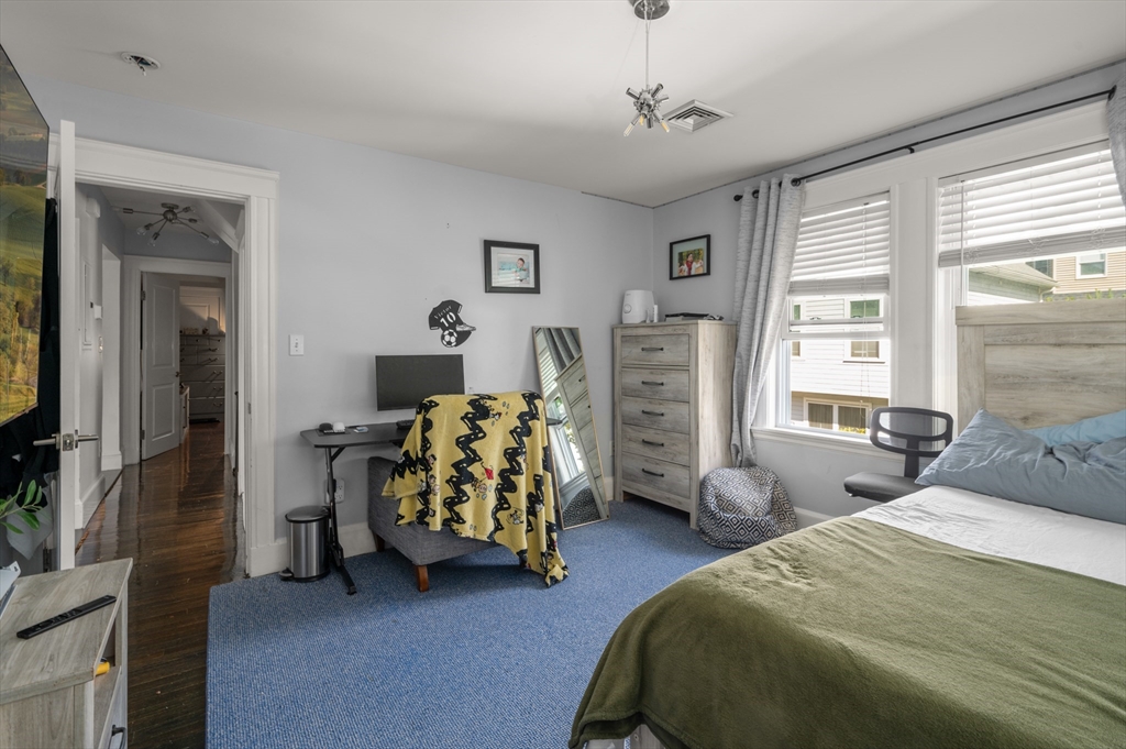 32-34 Mount Vernon St