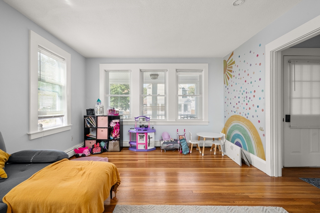 32-34 Mount Vernon St