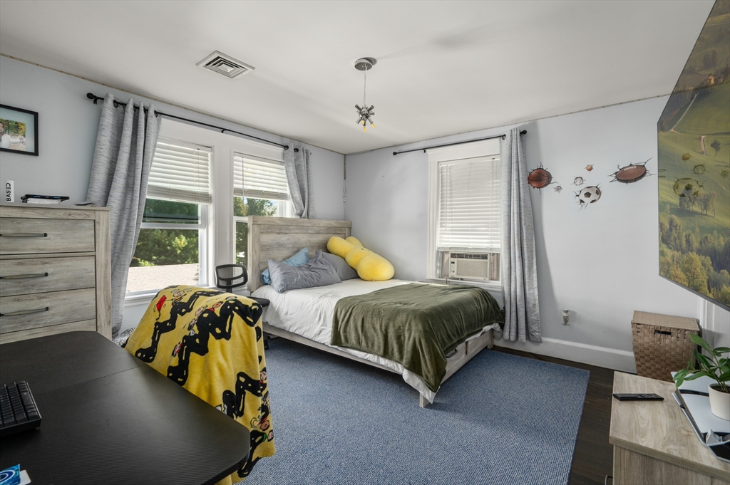 32-34 Mount Vernon St