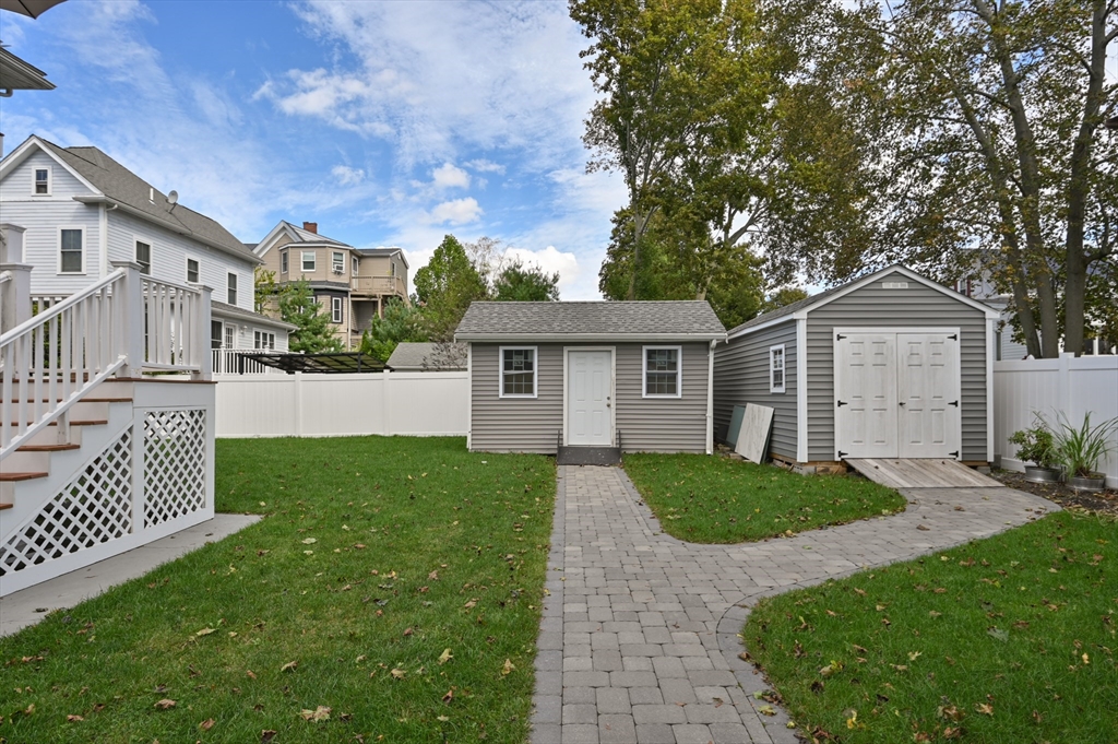 32-34 Mount Vernon St