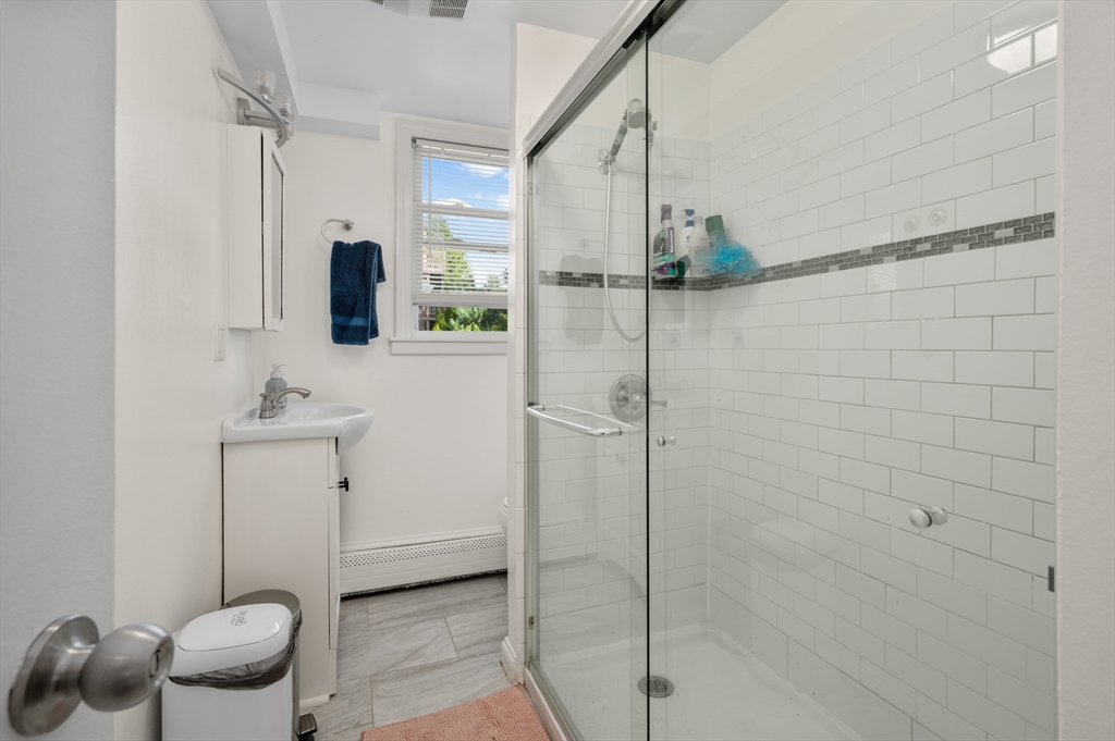 32-34 Mount Vernon St