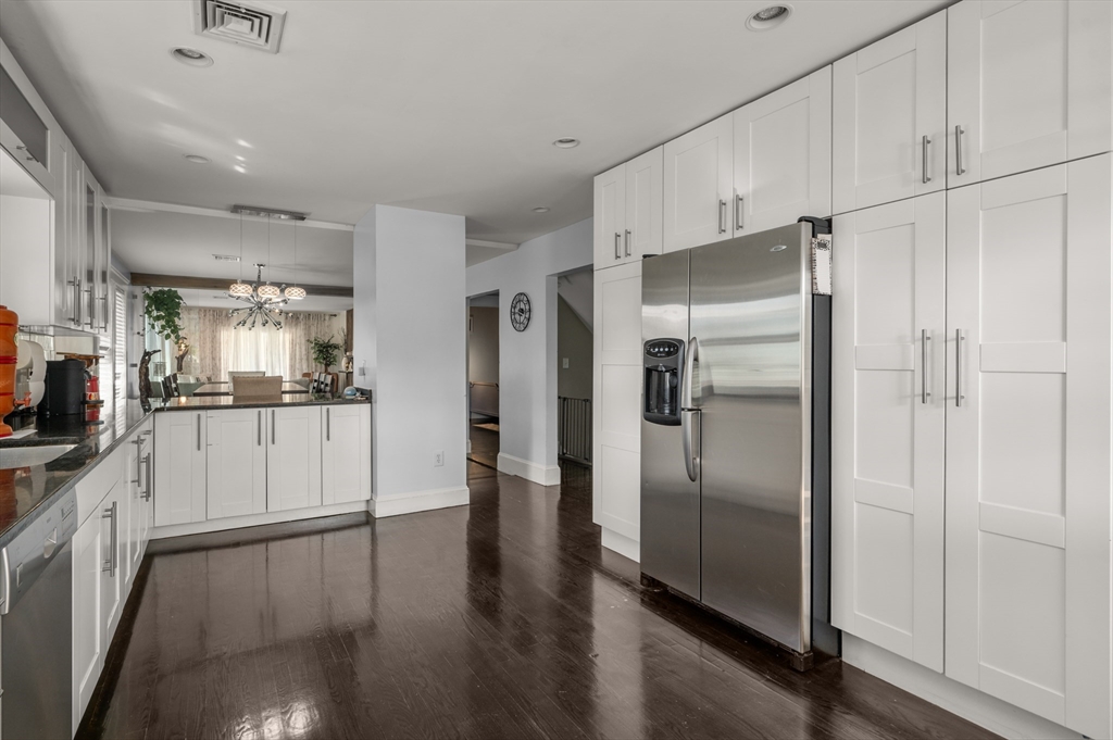 32-34 Mount Vernon St