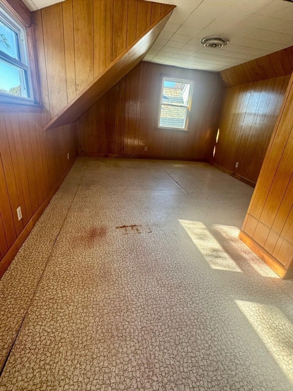 2 Laurel St