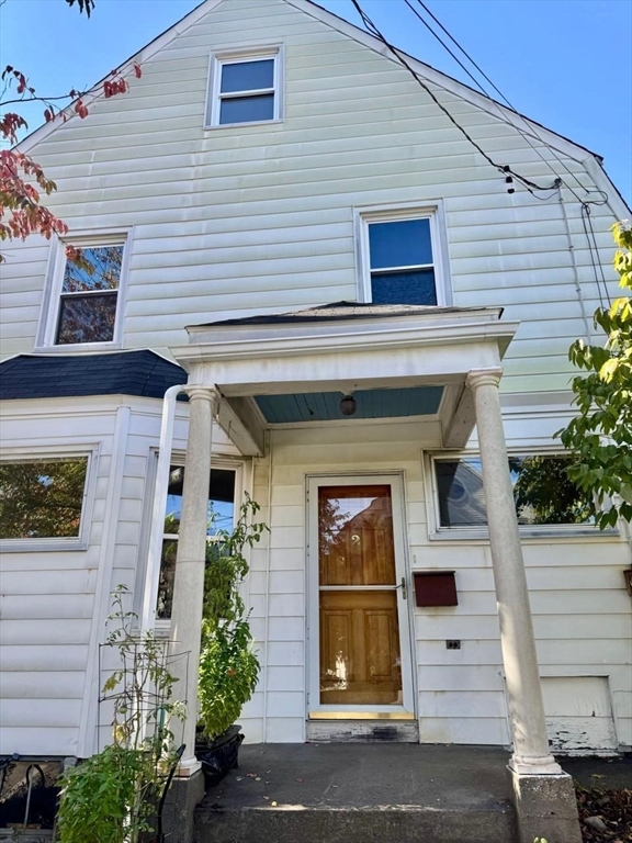 2 Laurel St