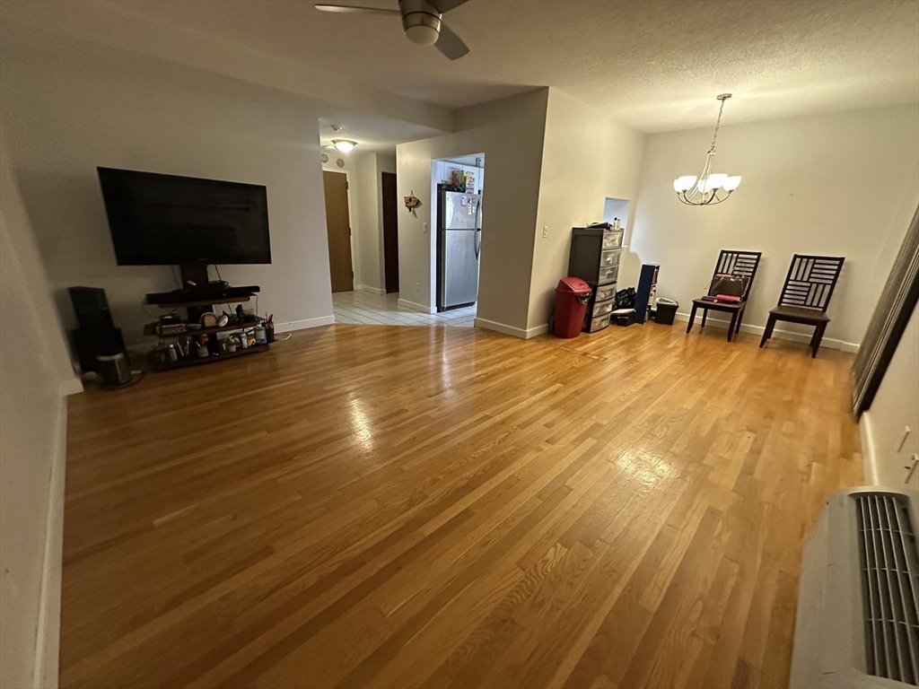 605 Eastern Ave # 211