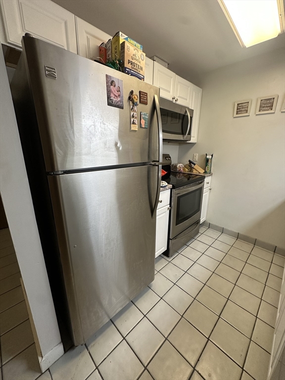 605 Eastern Ave # 211