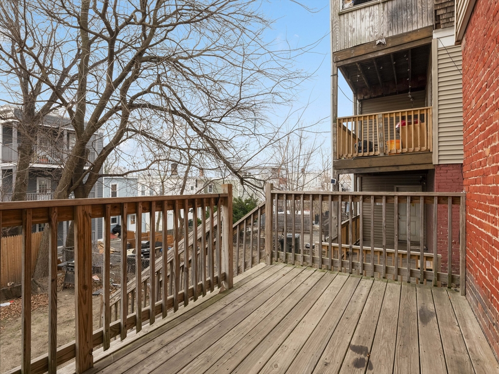 75 Bellingham St # 1