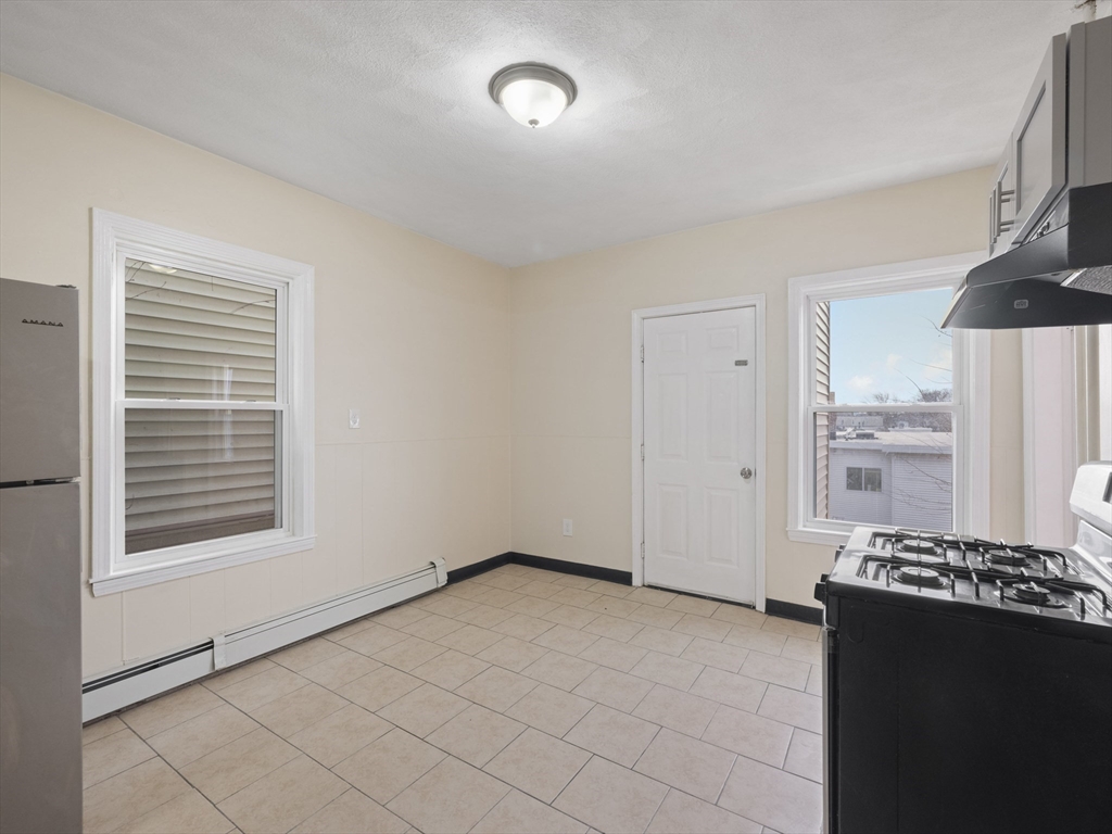 75 Bellingham St # 2