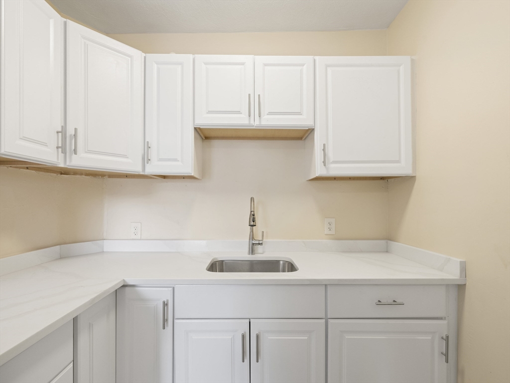 75 Bellingham St # 2