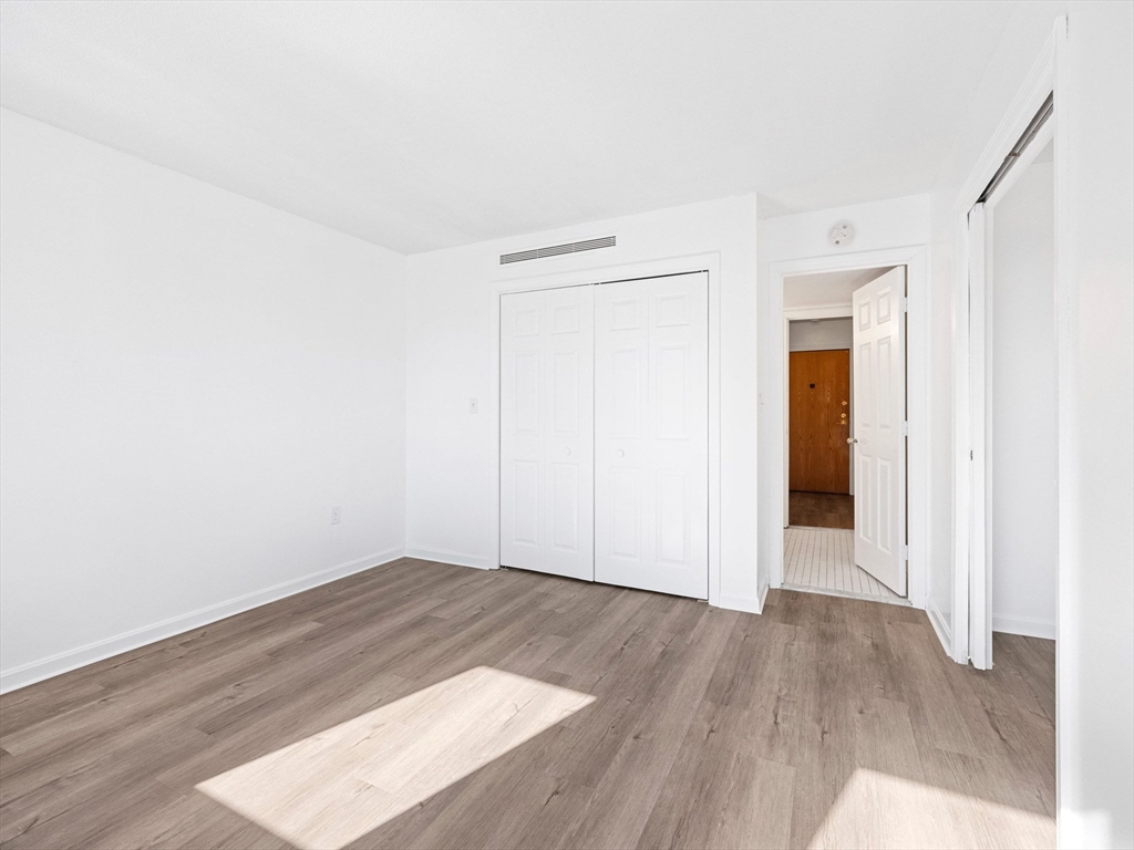 165 Cottage St # 413