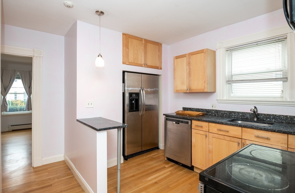 32 Almont St # 1 Unit: 32-1
