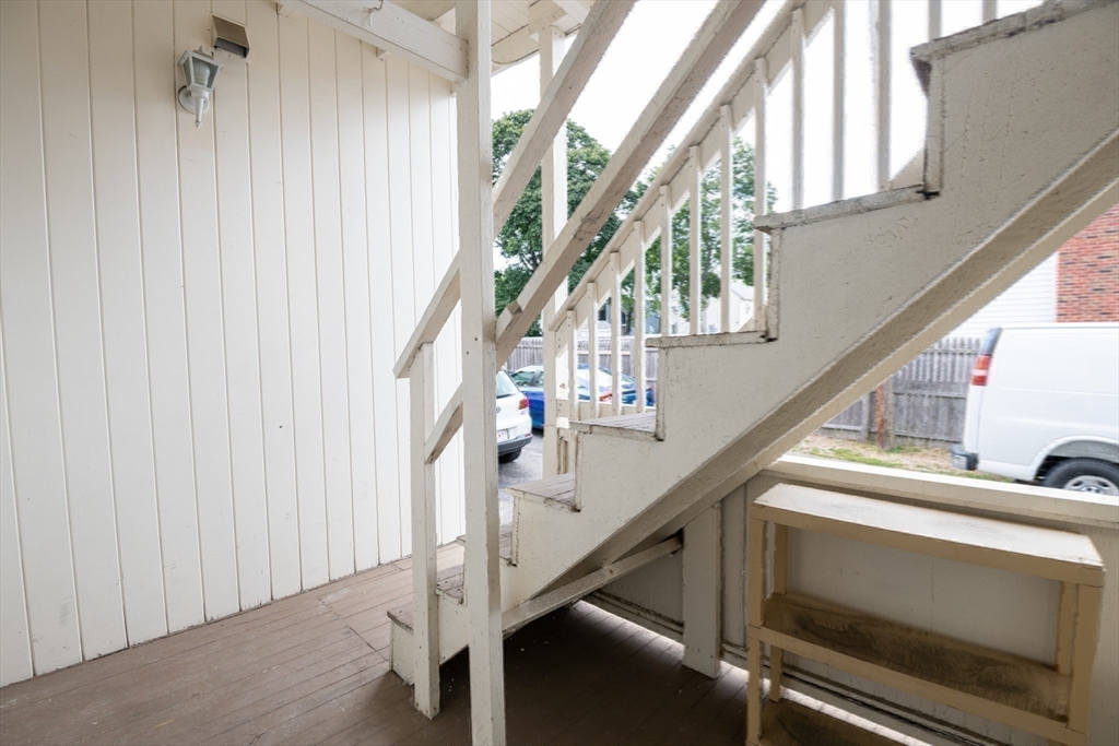 32 Almont St # 1 Unit: 32-1
