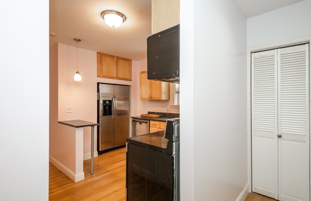 32 Almont St # 1 Unit: 32-1