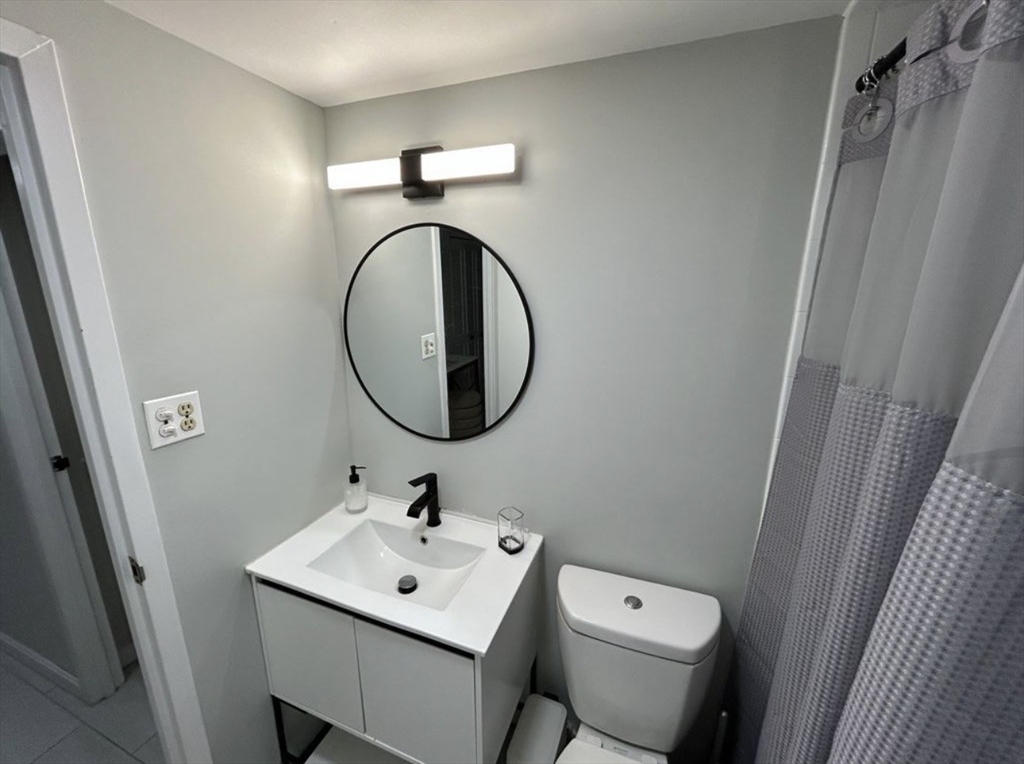 881 Broadway # 48