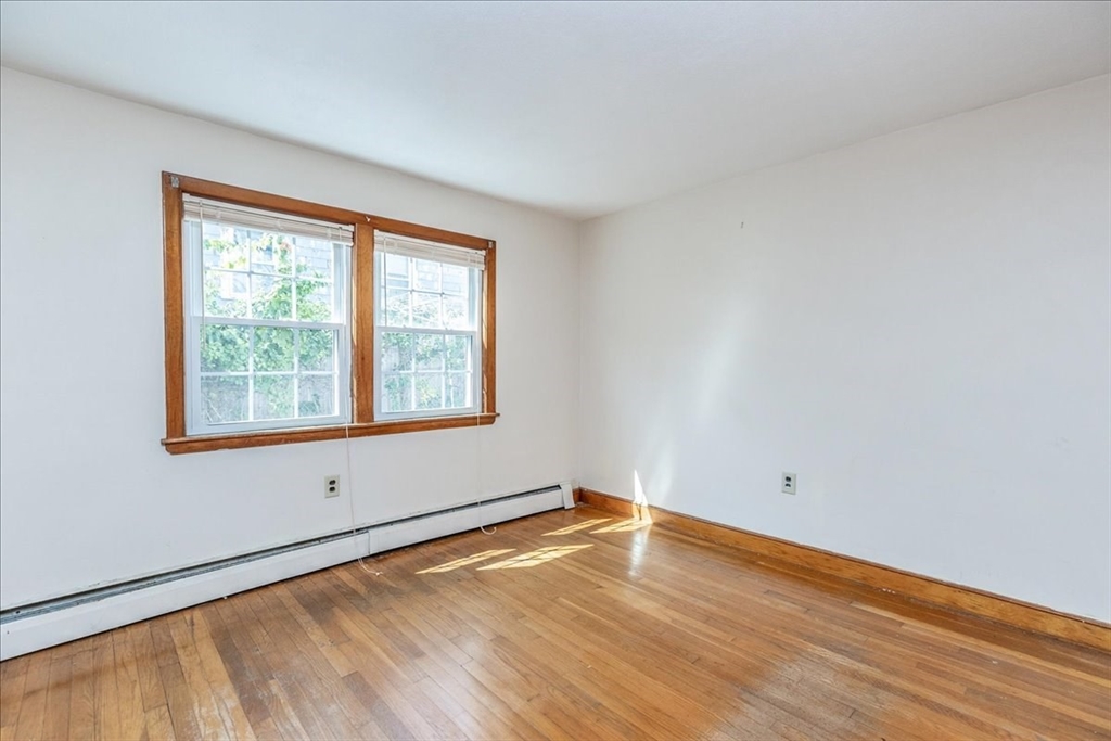 25 Crandall St