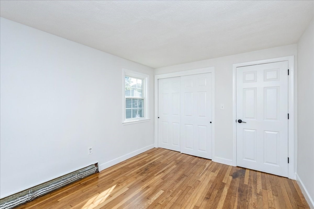 25 Crandall St