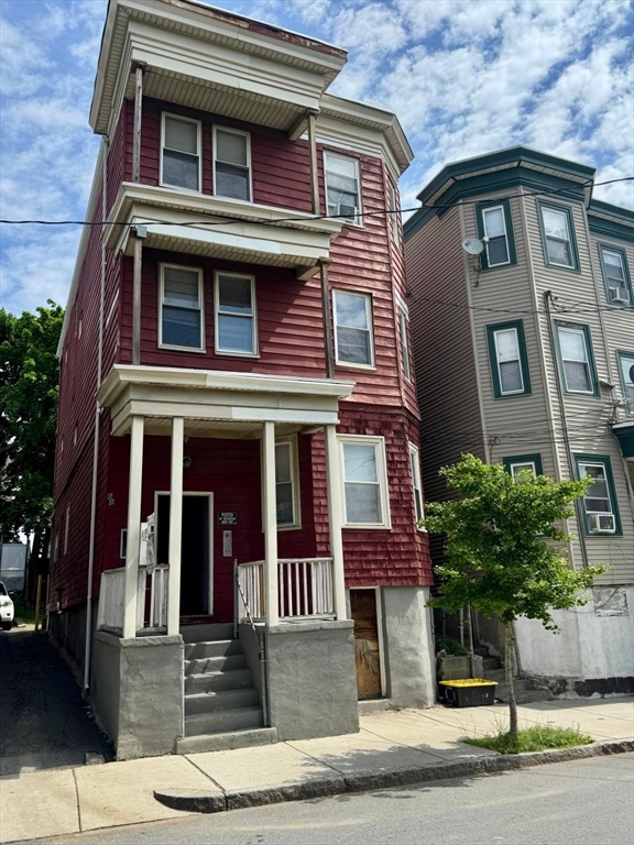 68 Maverick St