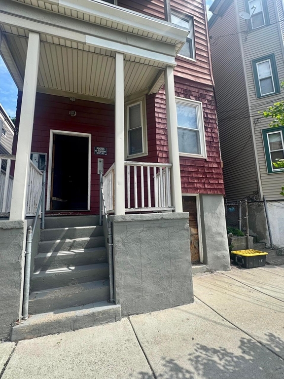 68 Maverick St