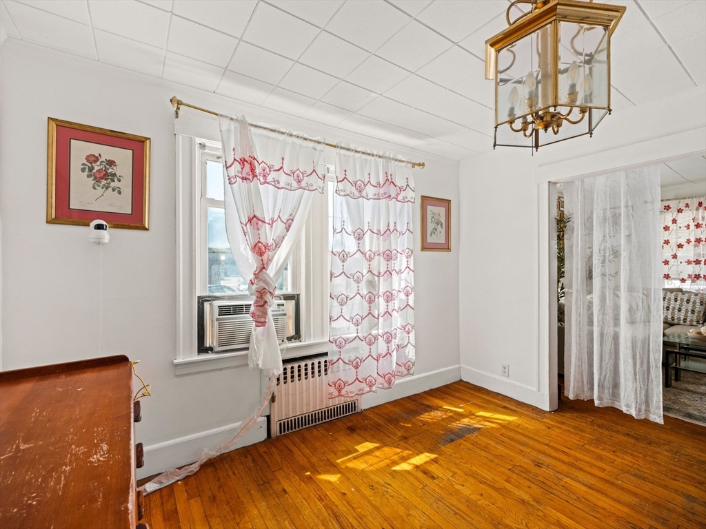 573-575 Washington Ave