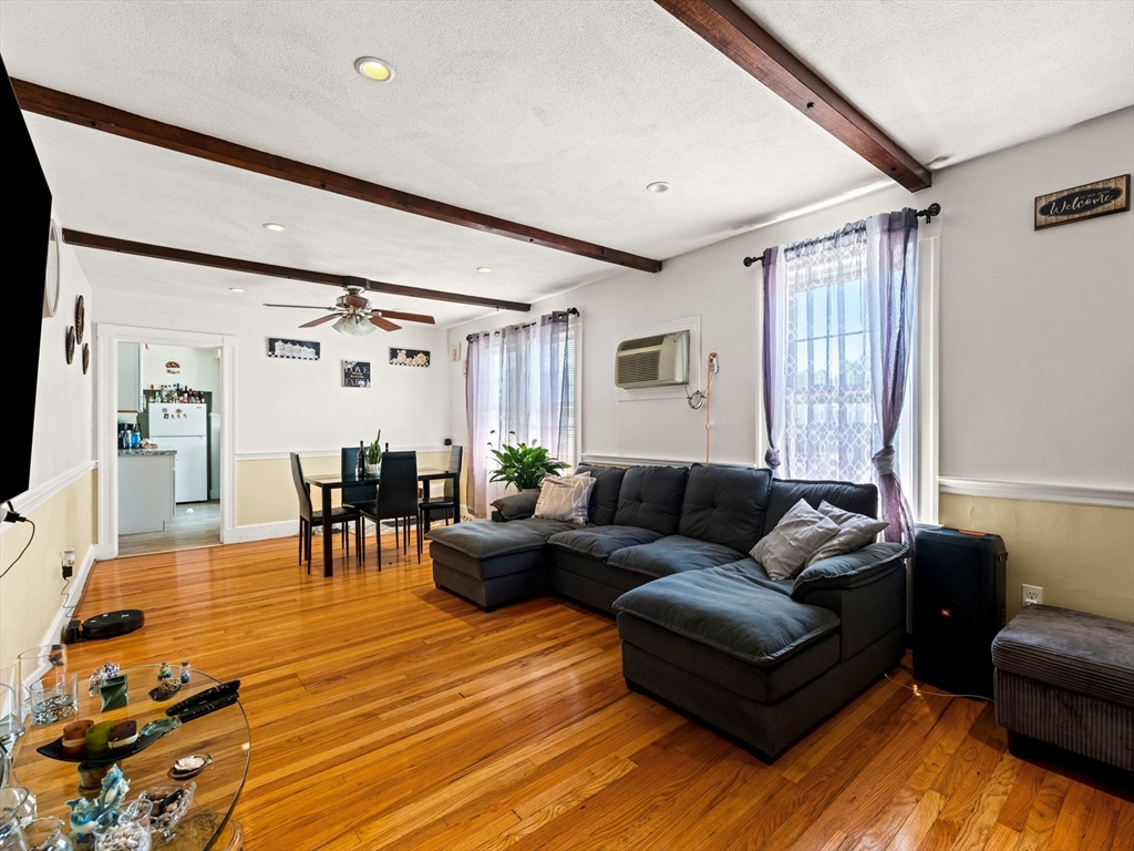 573-575 Washington Ave